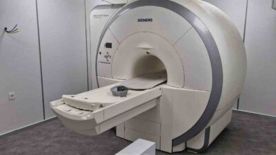 Sinop’un Boyabat 75. Yıl Devlet Hastanesi’nde kurulan MR cihazı hizmet