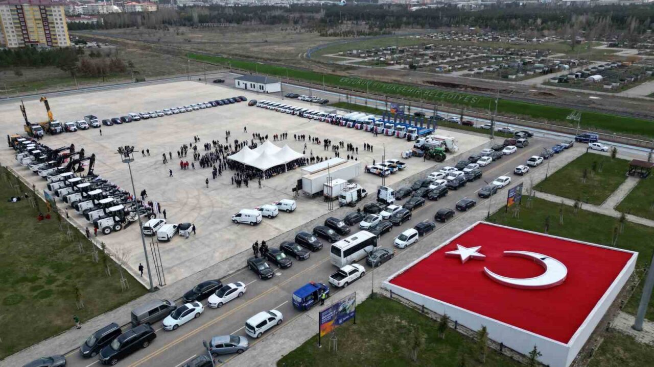 Erzurum Büyükşehir Belediyesi’nin yatırım seferberliği devam ediyor. Büyükşehir Belediyesi’ne bağlı