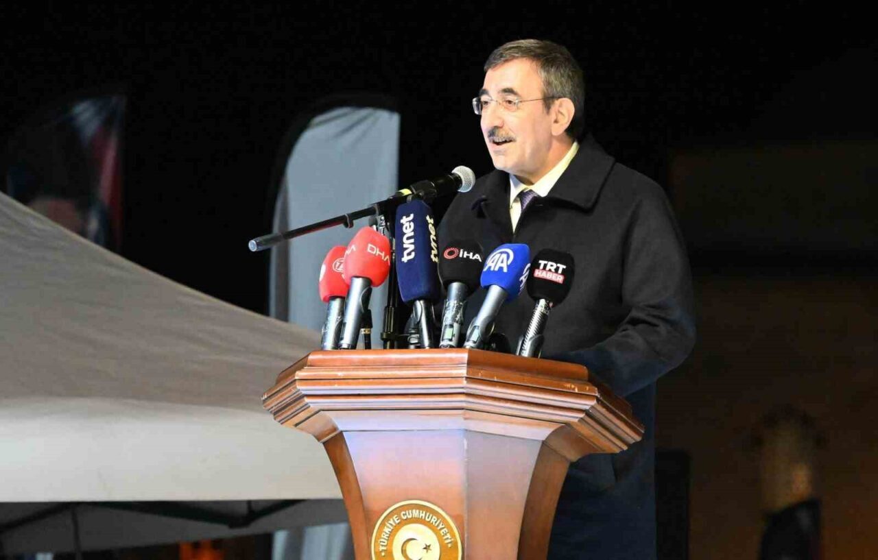 Cumhurbaşkanı Yardımcısı Cevdet Yılmaz, 26 Nisan 2025 cumartesi günü Erzincan’a