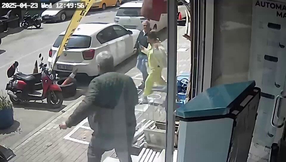 Marmara Denizi açıklarında yaşanan 6,2 büyüklüğündeki deprem ile ardından gelen