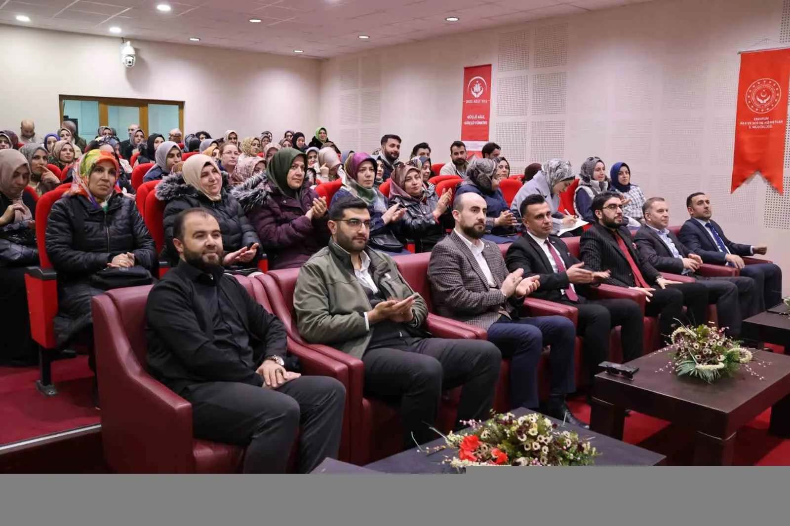Erzurum’da Aile Değerleri dijital dünyada yeniden ele alındı. Cumhurbaşkanlığı tarafından