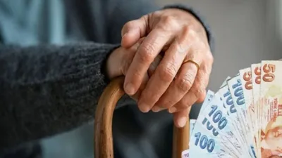 SGK, Ramazan Bayramı ikramiyesi fark ödemelerinin tarihlerini açıkladı. SSK, Bağ-Kur