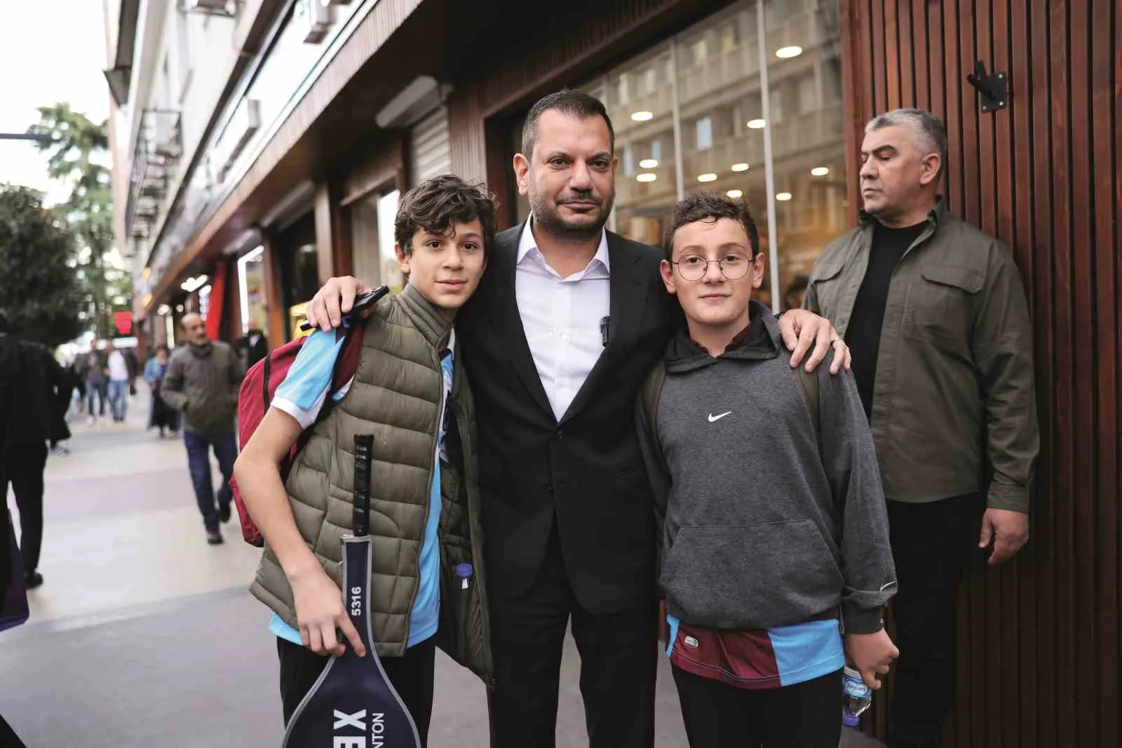Trabzonspor Başkanı Ertuğrul Doğan, U19 takımının Inter'i yenerek UEFA Gençlik