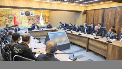 Erzincan Valisi Hamza Aydoğdu başkanlığında birim amirlerinin katılımıyla gerçekleştirilen toplantıda,