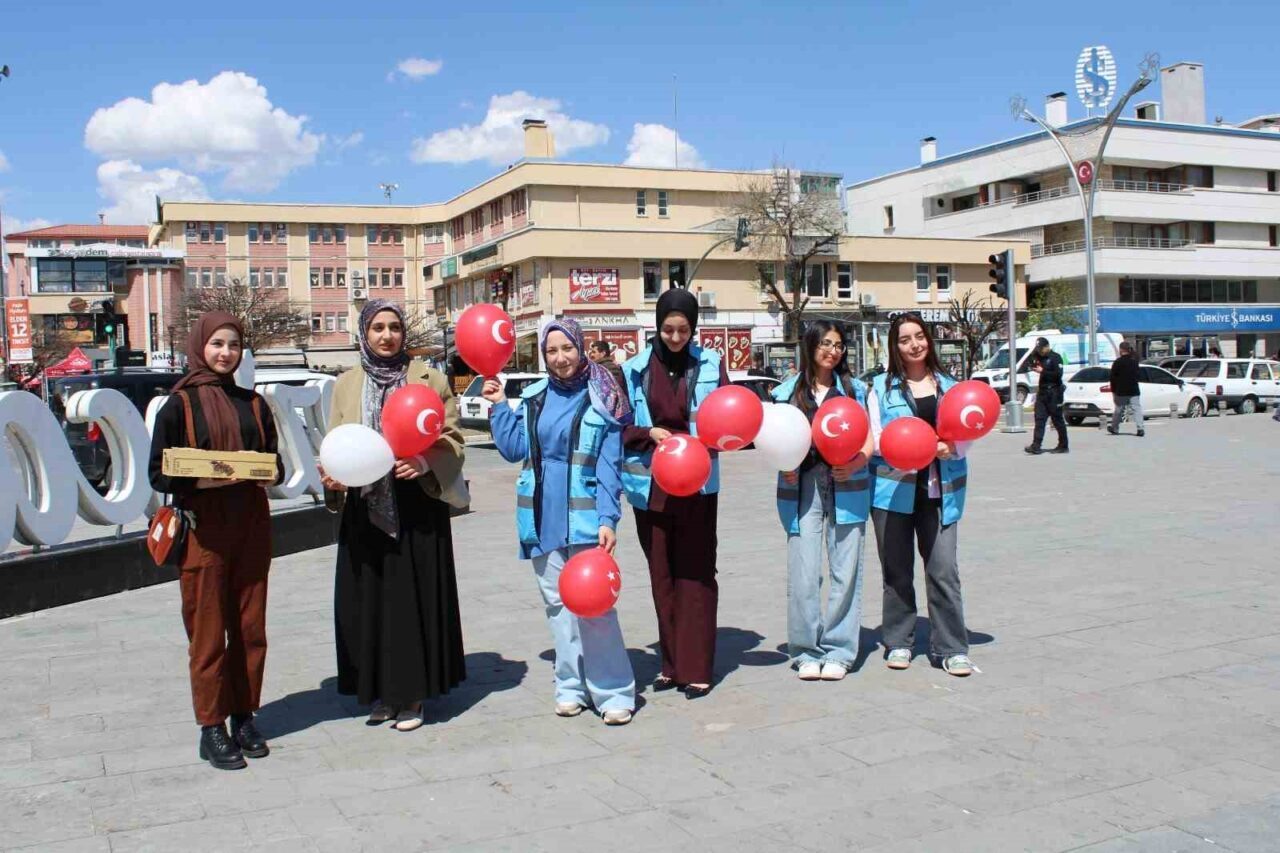 Erzincan Gençlik ve Spor İl Müdürlüğüne bağlı olarak hizmet veren