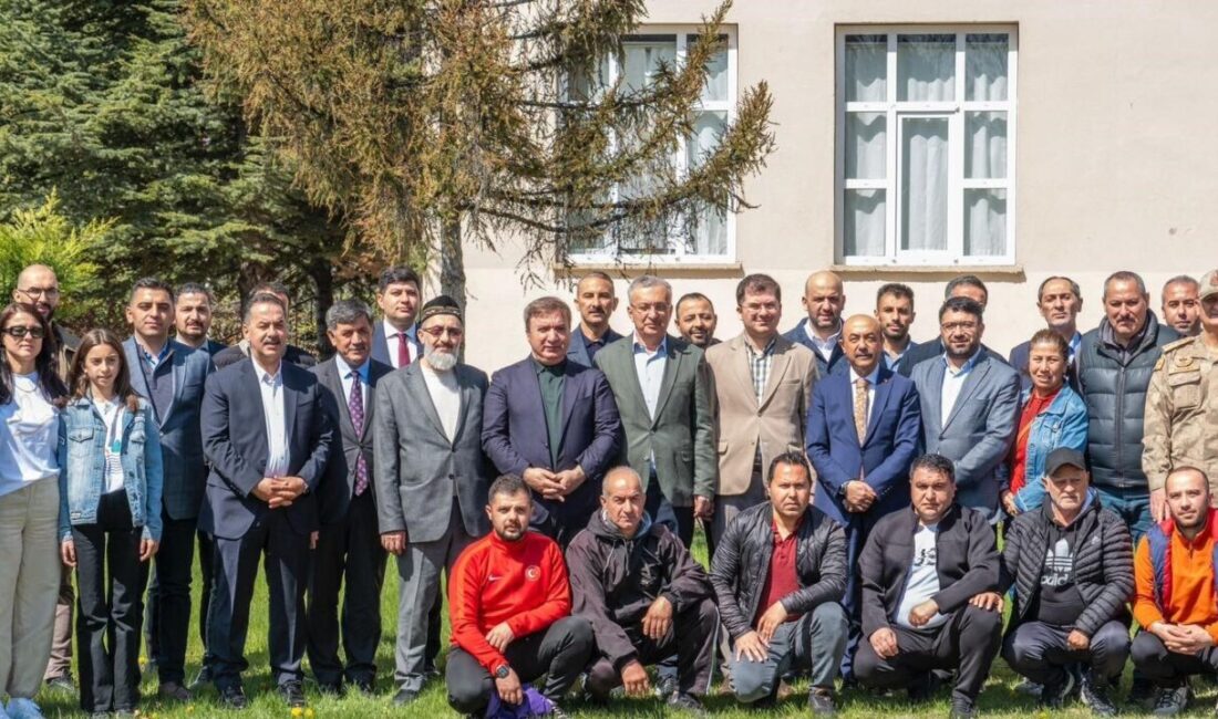 Erzincan Valisi Hamza Aydoğdu’nun başkanlığında, “Değer Erzincan Spor Kulüpleri” kapsamında