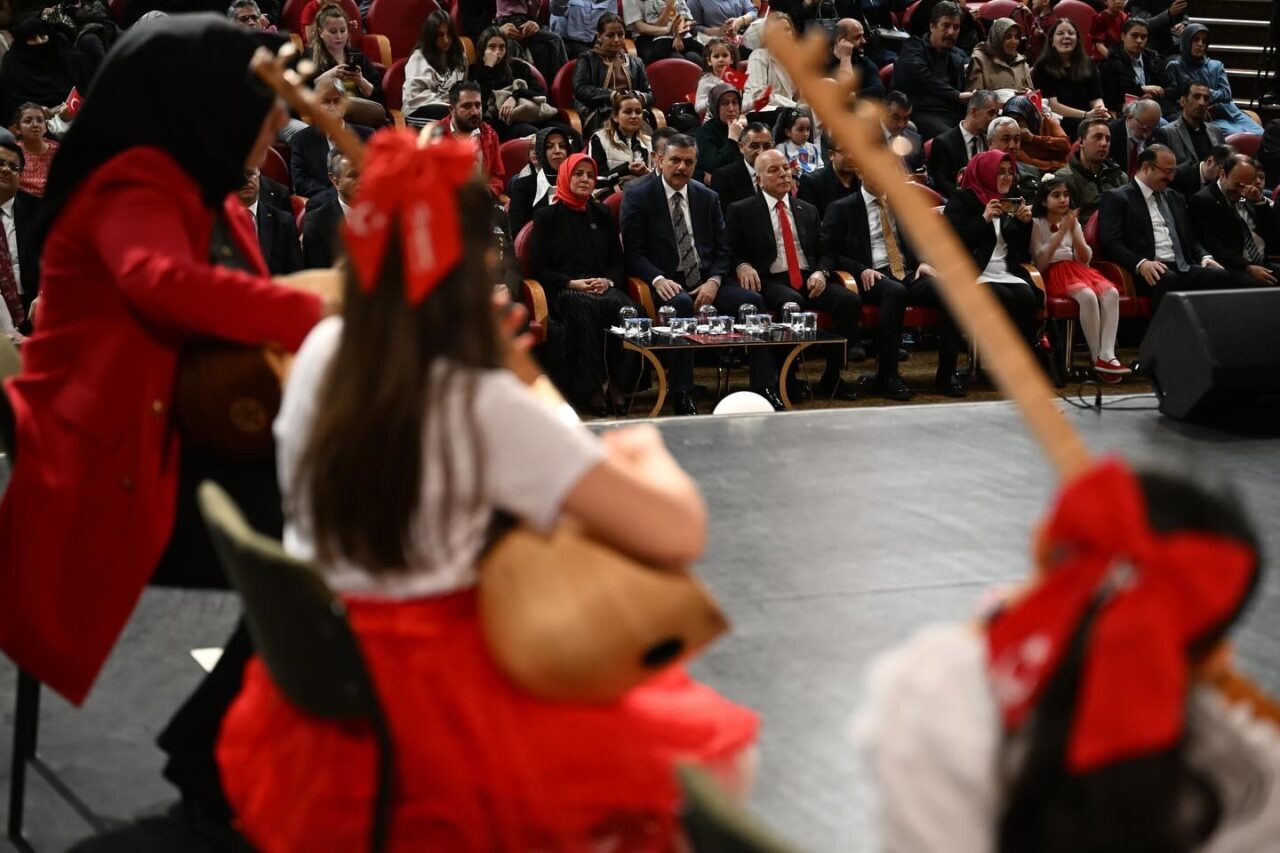 23 Nisan Ulusal Egemenlik ve Çocuk Bayramı Erzurum’da büyük bir