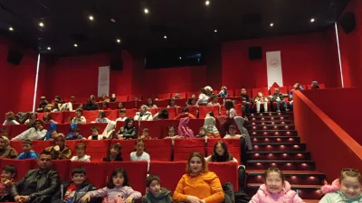 Erzurum'da çocuklara yönelik çizgi film gösterimi düzenlendi. 143 çocuğun katıldığı