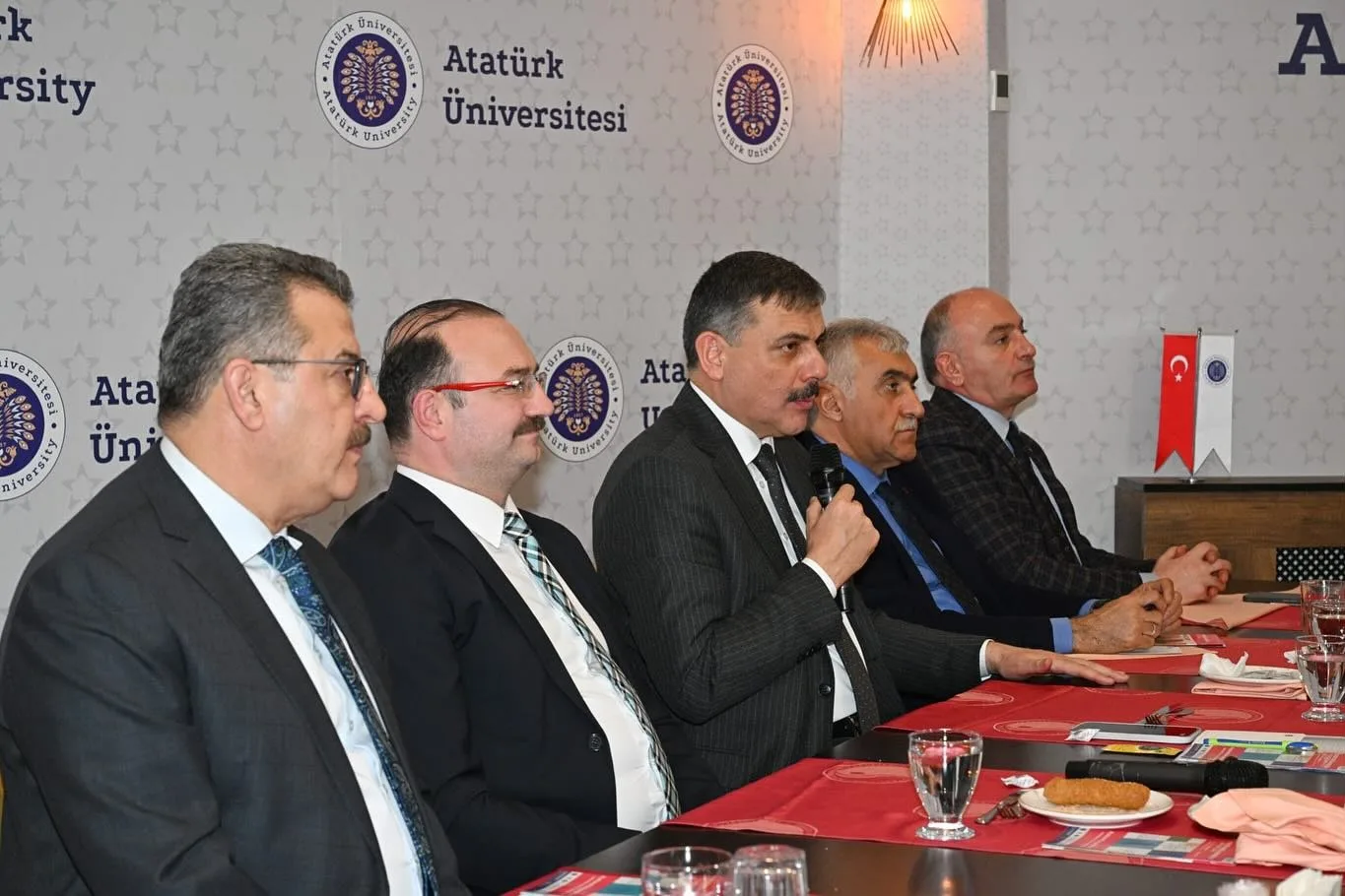 Erzurum Valisi Mustafa Çiftçi, Cumhurbaşkanı Erdoğan'ın da desteklediği, Kuzeydoğu Anadolu