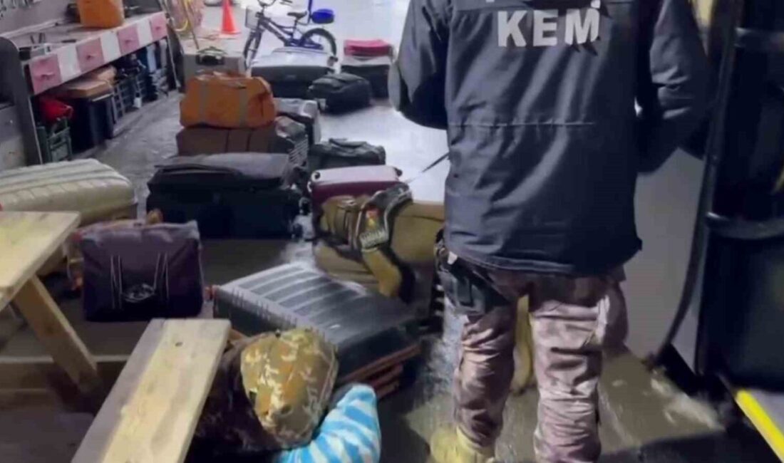 Erzurum’da polis ekiplerince yapılan operasyonda 2 kilo 850 gram metamfetamin