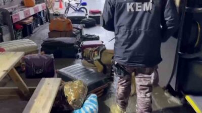 Erzurum’da polis ekiplerince yapılan operasyonda 2 kilo 850 gram metamfetamin