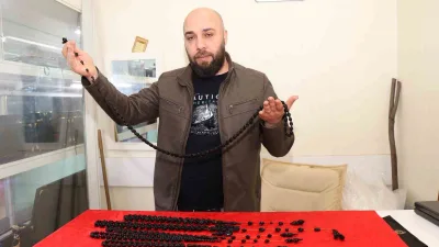 Oltu ilçesinde Oltu Taşı Ustası Mahmut Çelebi'nin özel "Esmâ-i Hüsnâ"