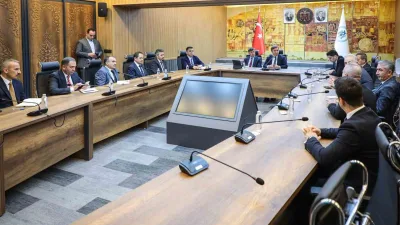 Erzincan Valisi Hamza Aydoğdu, Belediye Başkanı Bekir Aksun ve diğer