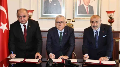 Sivas’ta Eski Sanayi Kentsel Dönüşüm alanında hayırsever iş insanı Adem