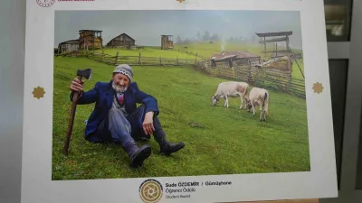 Gümüşhane'de düzenlenen 14. Tarım Orman ve İnsan fotoğraf yarışmasının sergisi,