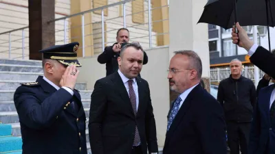 İçişleri Bakan Yardımcısı Bülent Turan, sokak hayvanlarının güvenliği konusunda önemli