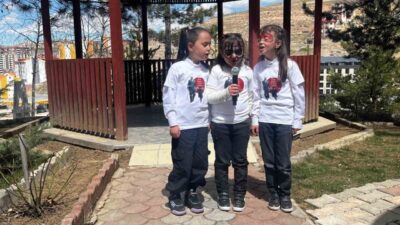 Bayburt İl Jandarma Komutanlığı tarafından 23 Nisan Ulusal Egemenlik ve