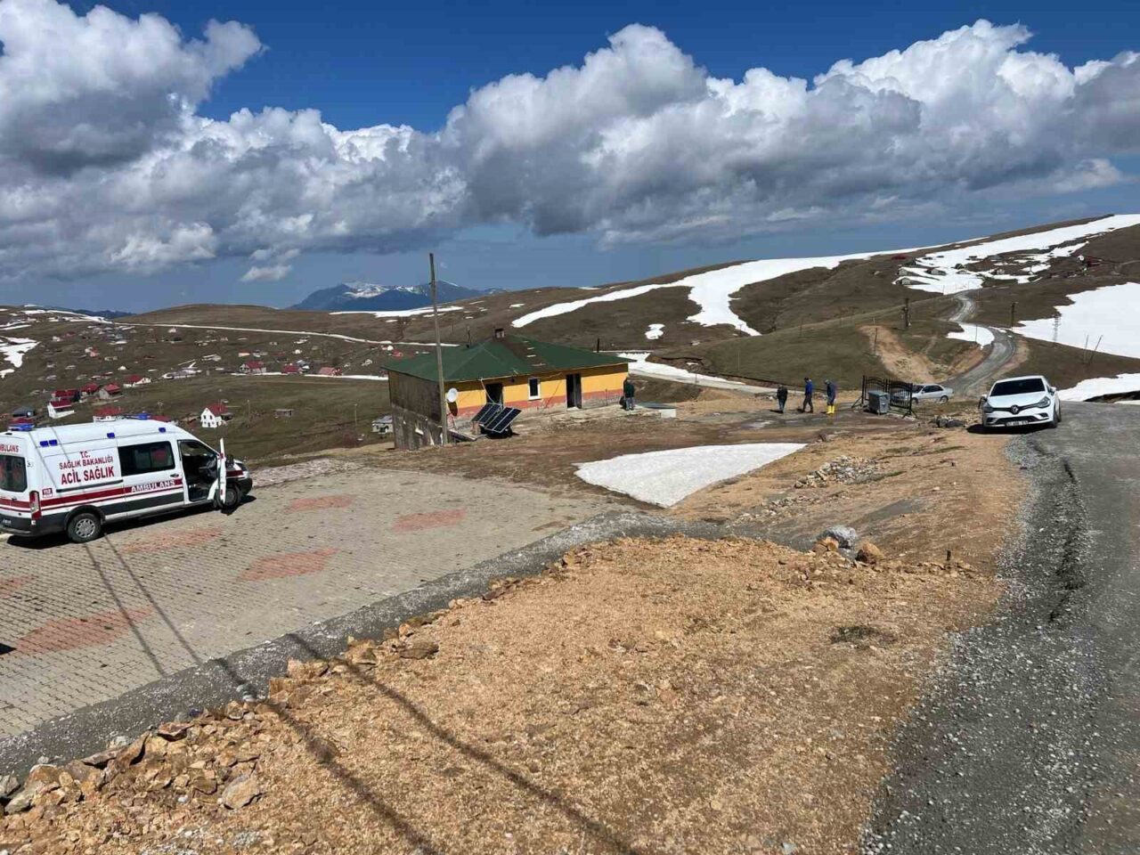 Gümüşhane ve Trabzonlu yaylacıların ortak kullanım alanı olan 2 bin