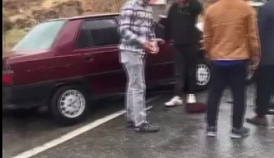 Kağızman'da Kötek köyü mevkiindeki trafik kazasında 4 kişi yaralandı. Jandarma