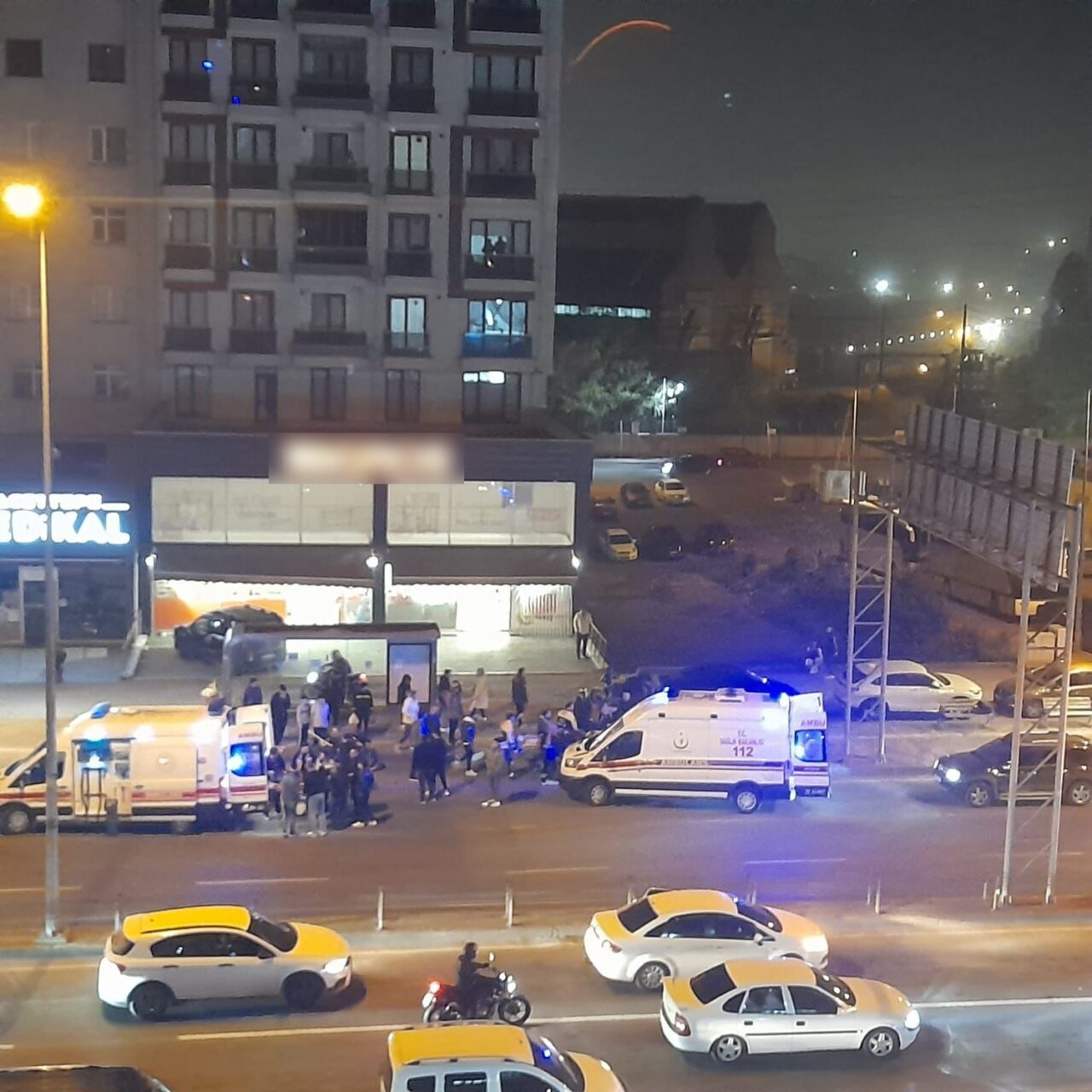 Zonguldak’ın Ereğli ilçesinde meydana gelen trafik kazasında biri ağır 3