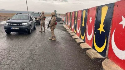 Kars’ta 49 ekip, 153 jandarmanın katımlıyla “Türkiye Kaçak, Sahte Alkollü