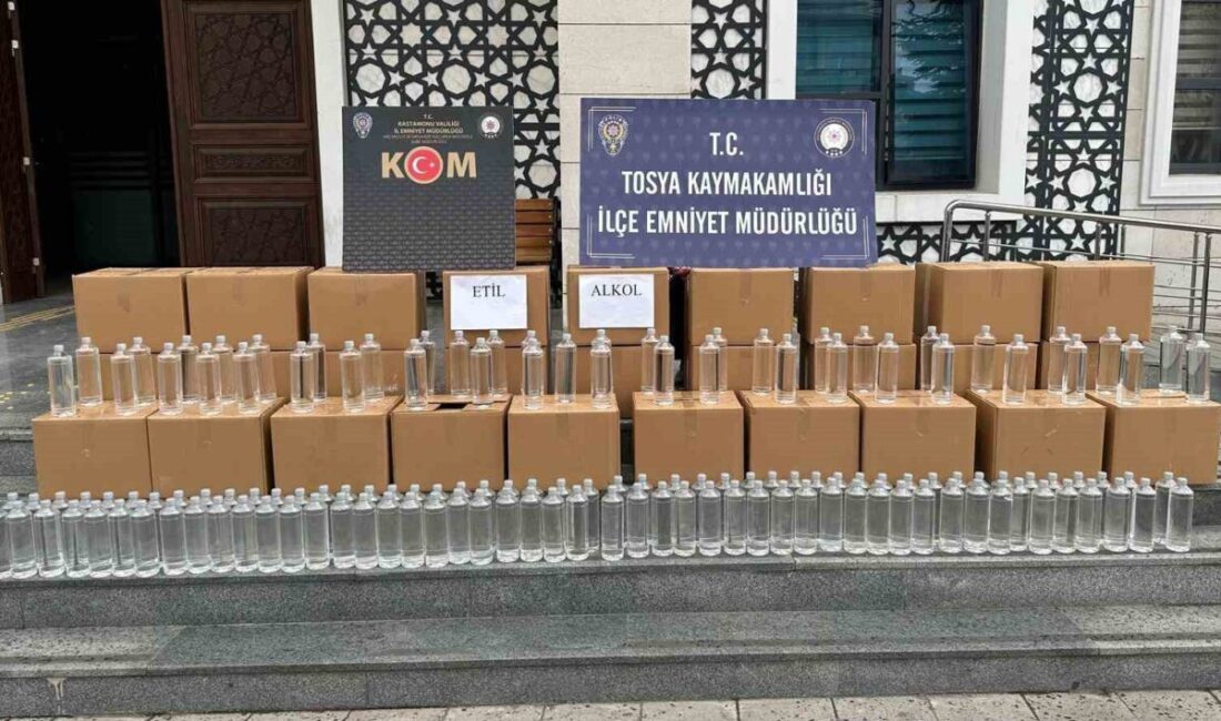 Kastamonu’nun Tosya ilçesinde bir araçta yapılan aramada bin litre etil
