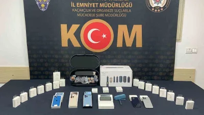 Kastamonu’da polis ekipleri tarafından bir iş yerinde yapılan aramada 5