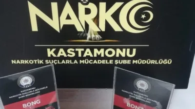 Kastamonu’da üzerindeki bonzai ile yakalanan şahıs polis ekipleri tarafından gözaltına