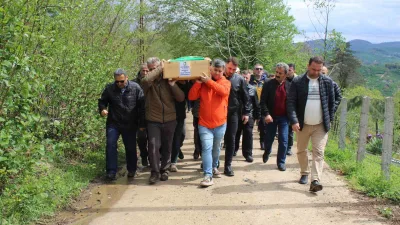 Samsun'un Çarşamba ilçesinde karşı şeride geçen araçlar çarpıştı, acı olayda