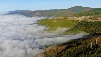 Kocaeli'nin doğusunda sabah saatlerinde etkili olan sis, Kartepe ve İzmit