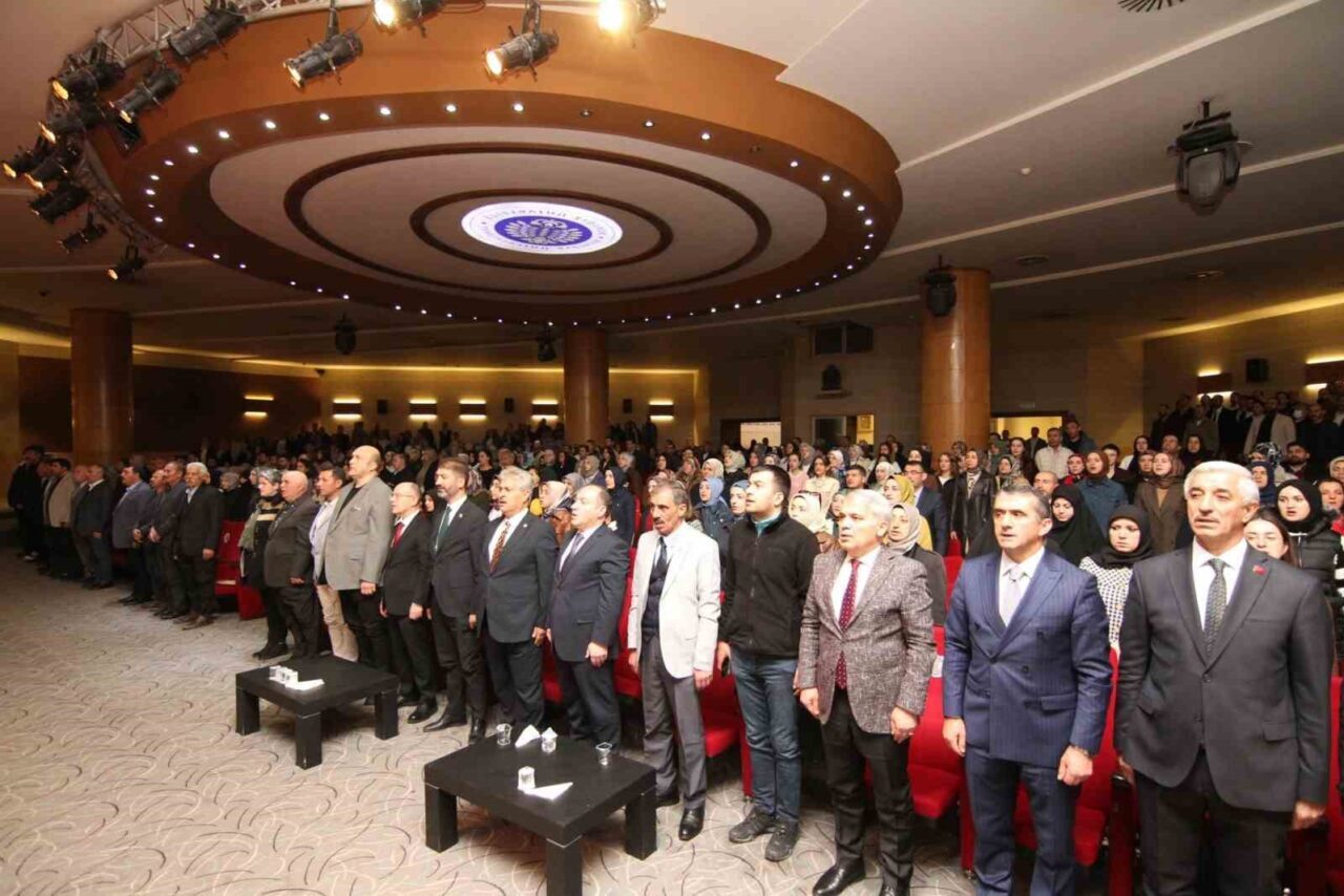 Türkiye Yüzyılı Maarif Modeli’nde ebeveyn rolünün önemine vurgu yaparak ailelerin