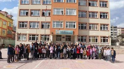 Erzurum’un Oltu ilçesinde düzenlenen “Akıl ve Zeka Oyunları Turnuvası” kıyasıya