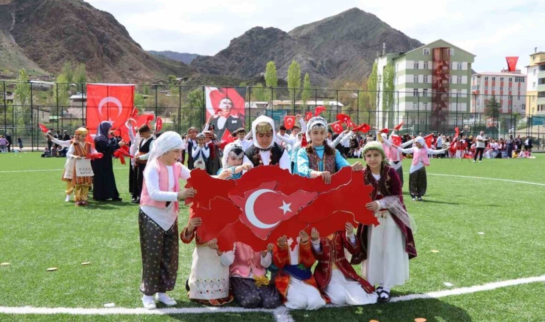 Oltu’da hava muhalefeti nedeni ile ertelenen 23 Nisan Ulusal Egemenlik