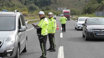 Ordu'da son 2 haftada yapılan trafik denetimlerinde 43 bin 103