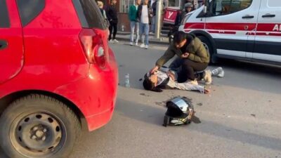 Kocaeli’nin Körfez ilçesinde otomobil ile çarpışan motosiklet sürücüsü yaralandı. Yaralı