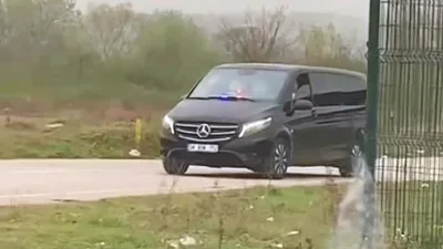 Sakarya'nın Karasu ilçesinde usulsüz çakar kullanan minibüs sürücüsü G.A.'ya 285