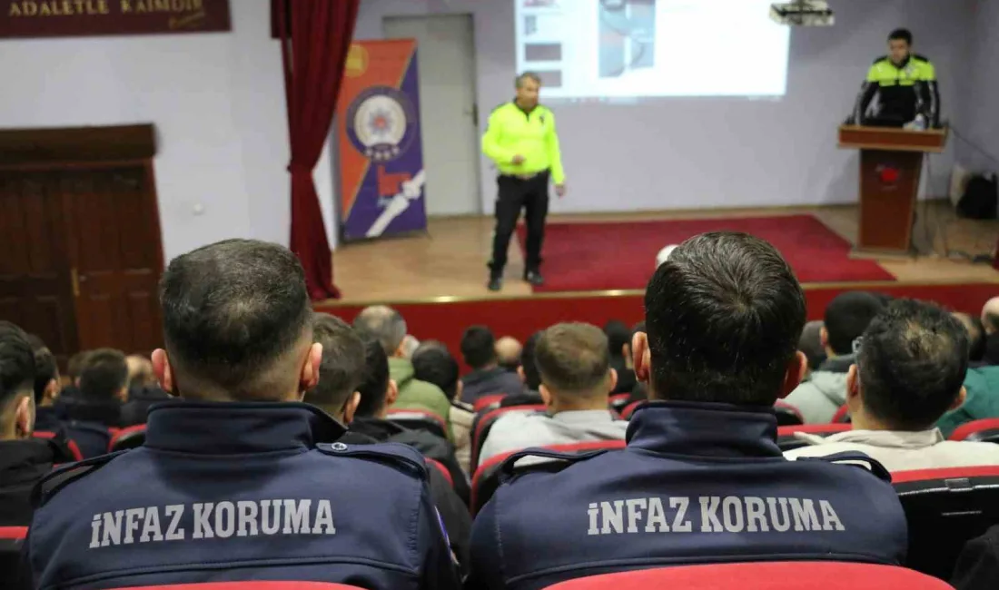 Erzurum Emniyet Müdürlüğü ekipleri trafik kazalarının önüne geçmek ve bu