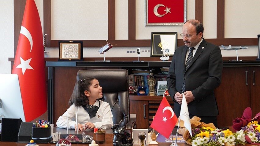 Erzurum Teknik Üniversitesi (ETÜ) Rektörü Prof. Dr. Bülent Çakmak, 23