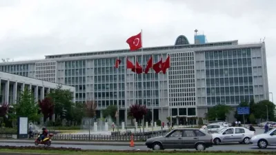 İstanbul Büyükşehir Belediyesi’ne (İBB) yönelik yürütülen geniş çaplı yolsuzluk soruşturmasında,