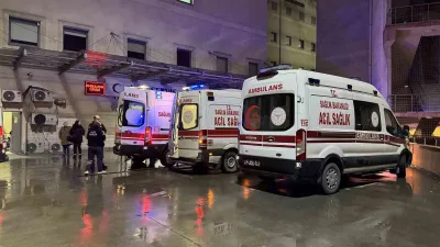 Sakarya’nın Sapanca ilçesinde gece saatlerinde 7 kişilik bir grup içesinde