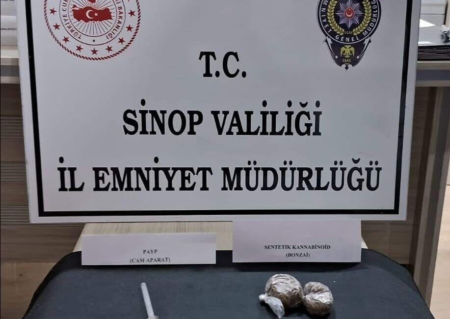 Sinop İl Emniyet Müdürlüğü ekipleri tarafından düzenlenen operasyonlarda uyuşturucu madde