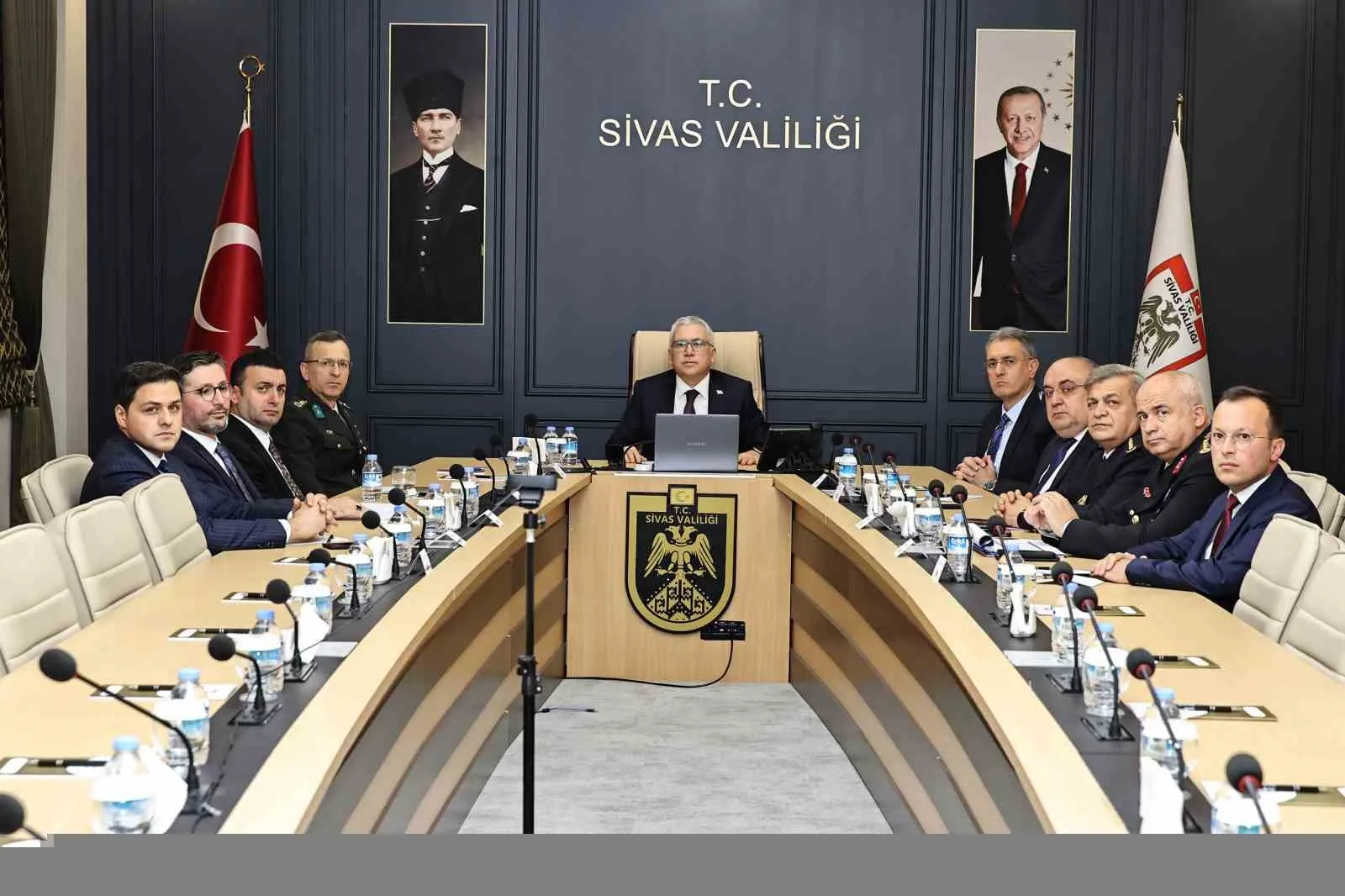 Sivas’ın Huzuru Güvenlik Bilgilendirme Toplantısı’nda konuşan Sivas Valisi Yılmaz Şimşek,