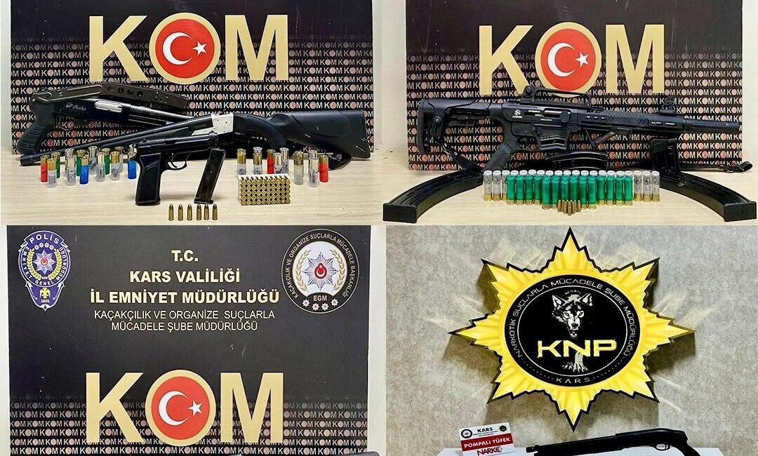 Susuz’da polisin düzenlendiği operasyonda çok sayıda silah ve mühimmat ele