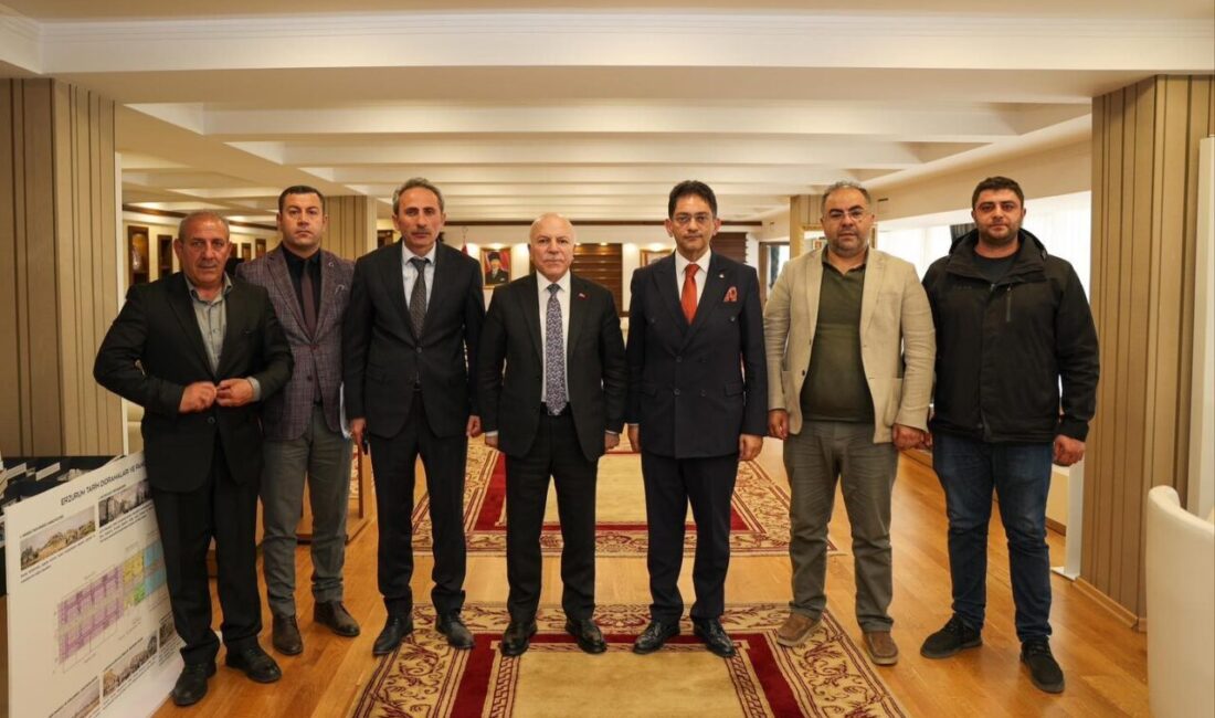 Süt toplayıcıları tek çatı altında toplanacak Erzurum’da bir süredir gündemde yer tutan süt sektörünün sorunları ile