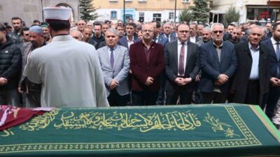 Yakutiye İlçe Milli Eğitim Müdürlüğü’nde görev yapan Bahri Tanas ile