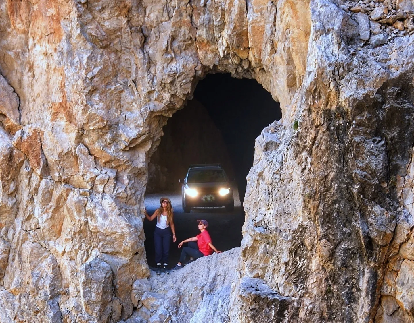 Kemaliye Kaymakamlığından Taş Yolu’nda oluşan su birikintilerine müdahale edilmesi hakkında