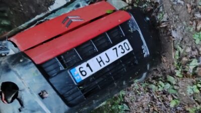 Trabzon’un Şalpazarı ilçesinde dün akşam meydana gelen trafik kazasında 2