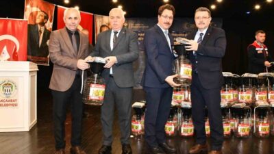 Tarım ürünlerine büyük zarar veren kahverengi kokarca böceğiyle mücadele kapsamında