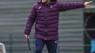 Trendyol Süper Lig’de istikrarsız bir sezon geçiren Trabzonspor, teknik direktör