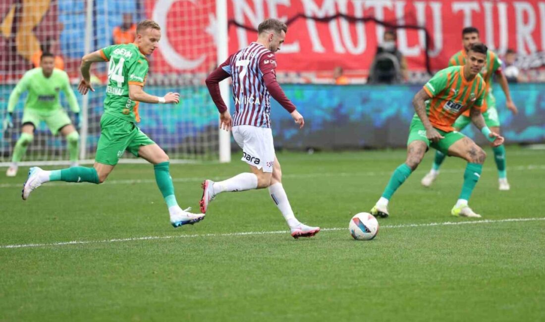 Trendyol Süper Lig’in 33. haftasında Trabzonspor, sahasında karşılaştığı Corendon Alanyaspor’u